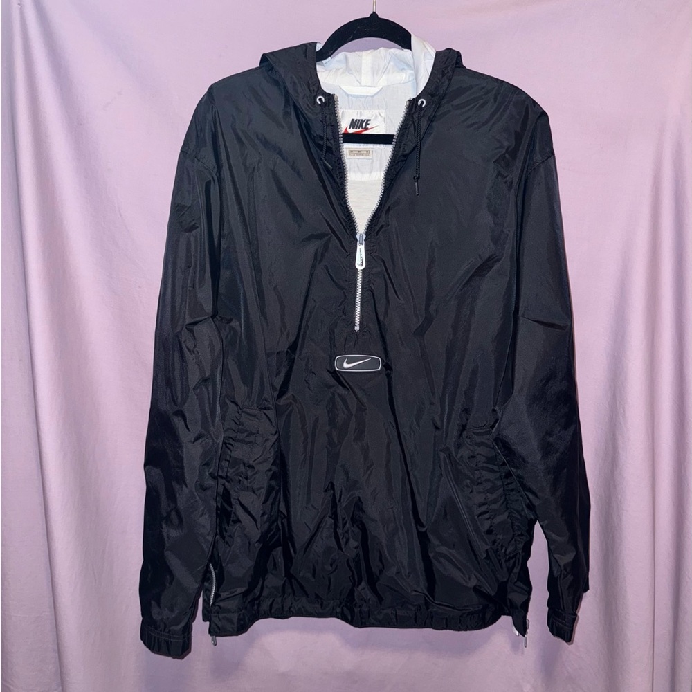 Nike Men’s Black Vintage Windbreaker (M)